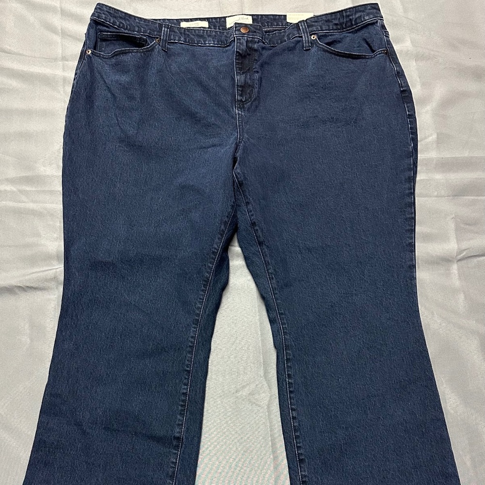 Universal Thread Women's Plus Size High-Rise Vintage Bootcut Jeans - 26W NWT